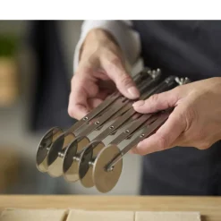 Blomsterbergs Dejspore med 5 hjul Stål