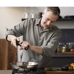 New By Tareq Taylor Ellen Stegepande Stål