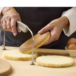 Outlet Blomsterbergs Justerbar kagebundsdeler Latte