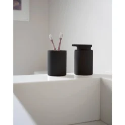 Discount Zone Denmark Karma Tandbørstekrus Black