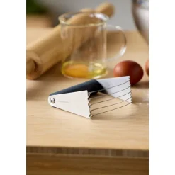 New Blomsterbergs Mørdejsjern Stål/Grå