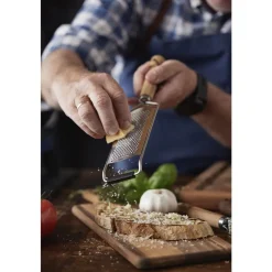 New HOLM Rivejern fint Akacie