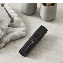 Hot Nordic Sense Skægtrimmer med sug Sort