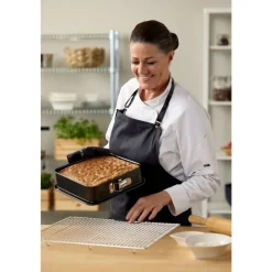 Blomsterbergs Springform kvadrat Sort