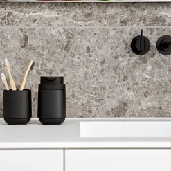 Best Zone Denmark Time Tandbørstekrus Black