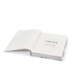 Outlet Blomsterbergs Tærter - signeret Bog Standard