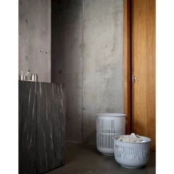 Hot Zone Denmark Ume Vasketøjskurv med låg Soft Grey